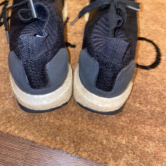 Black Adidas Ultraboost Uncaged sz 7.5 Men - Picture 7 of 9